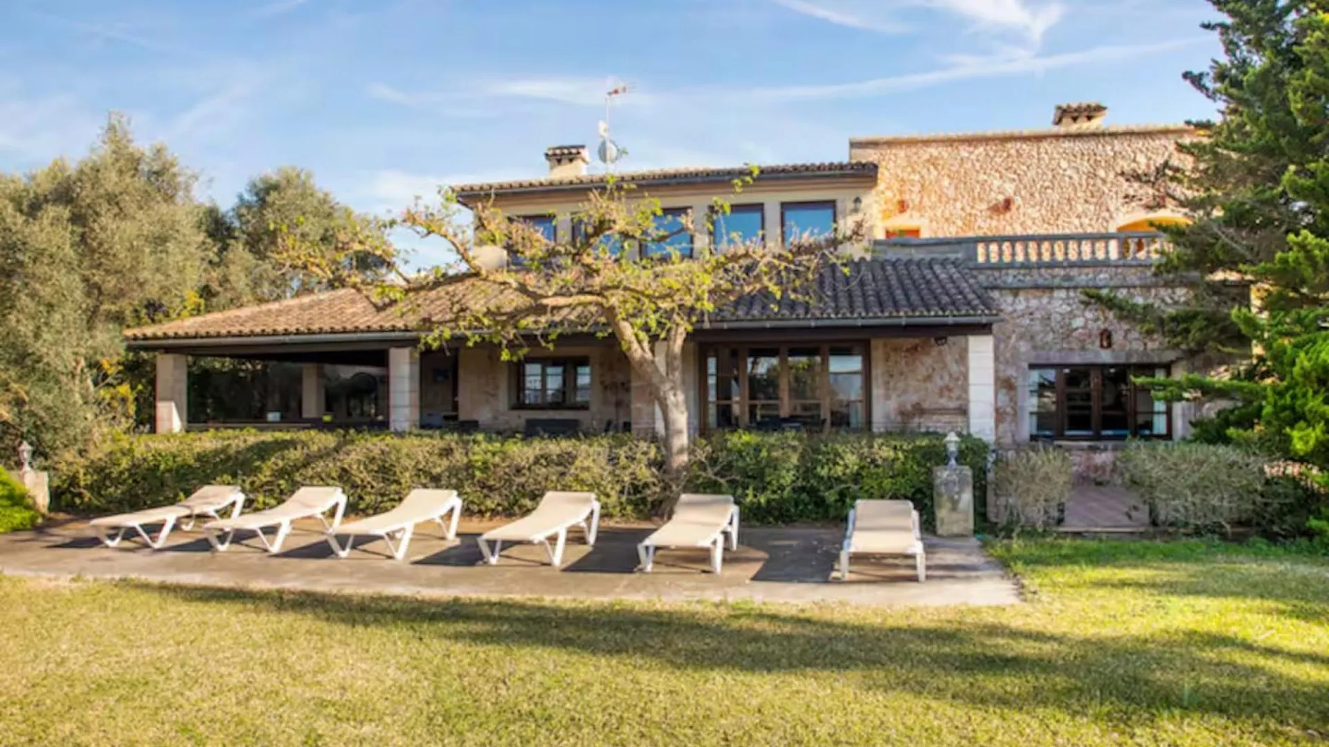 Villa Verd Salvatge Muro
